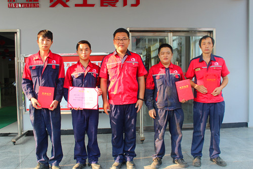 15C4Z54b40-23208